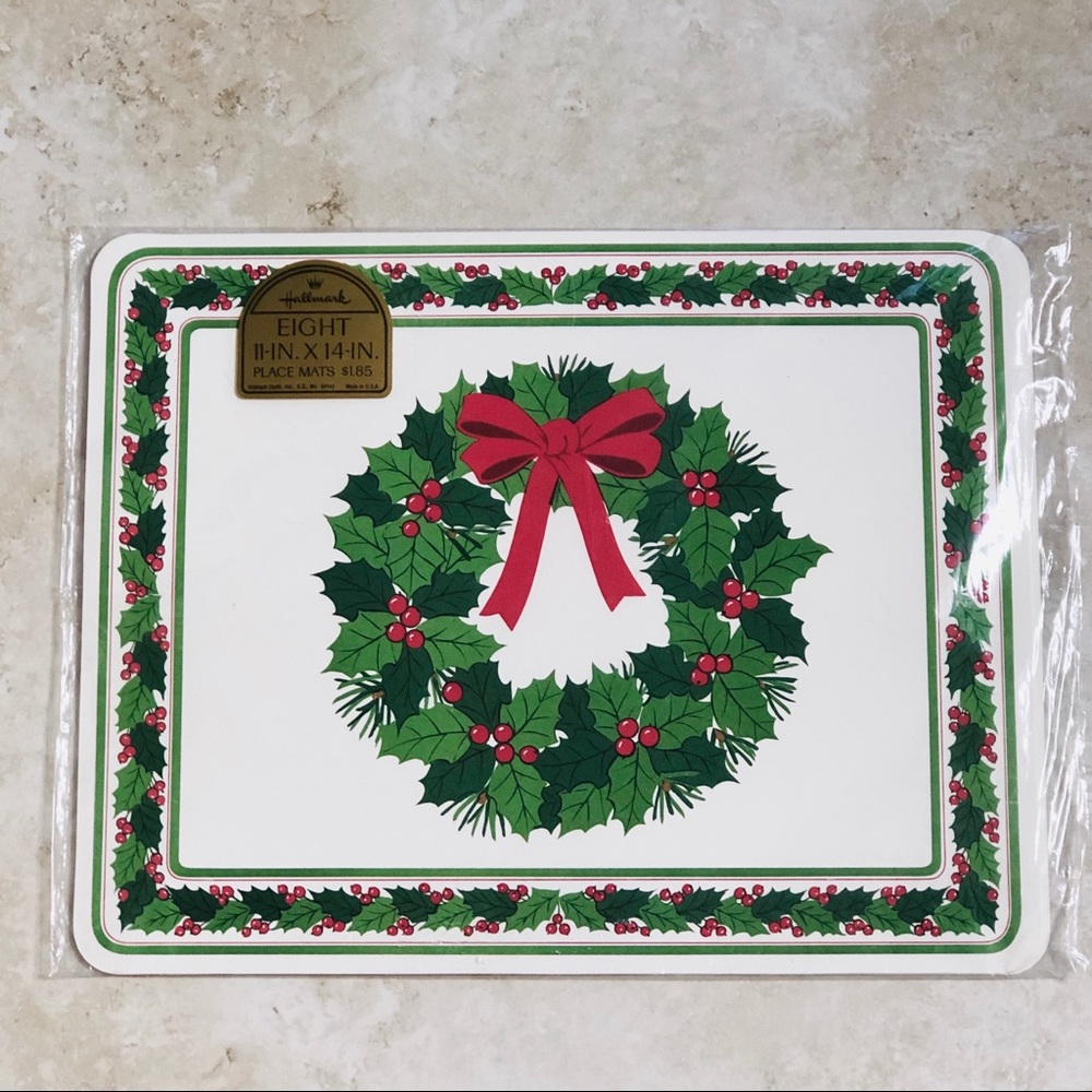 HALLMARK Vintage CHRISTMAS Placemats WREATH Holly